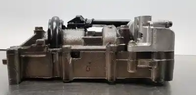 Peça sobressalente para automóvel em segunda mão Bomba De óleo por SKODA SUBERB (3T4) Ambition Referências OEM IAM 03L115105F  