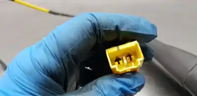 Автозапчастина б/у правий натяжач подушки безпеки для opel antara enjoy 4x4 посилання на oem iam 95382643  