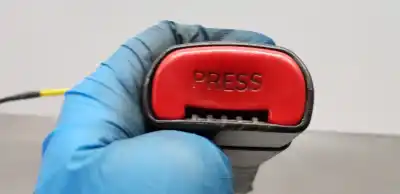 Pezzo di ricambio per auto di seconda mano pretenditore airbag sinistro per opel antara enjoy 4x4 riferimenti oem iam 20917480  