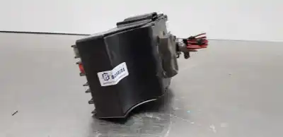 Second-hand car spare part fuse box unit for opel corsa e color edition oem iam references 2b0z4010f  