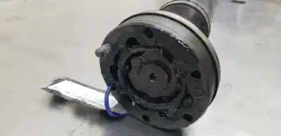 Автозапчастина б/у центр трансмісії для audi a8 (4hc/4hl) 3.0 tdi clean diesel quattro посилання на oem iam 4h0521101d  