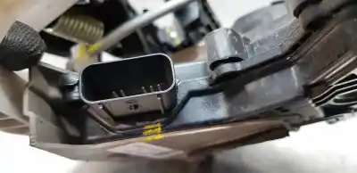 Peça sobressalente para automóvel em segunda mão fechadura da porta dianteira esquerda por kia ceed (jd) 1.6 tech referências oem iam 81310j7010  