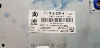 Second-hand car spare part multifunction display for skoda octavia combi (5e5) ambition oem iam references 5e0919605h  5e0919605hbio