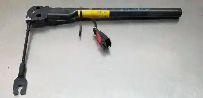 Second-hand car spare part right front seat belt buckle for renault clio iii expression oem iam references 8200794022