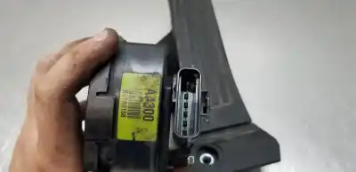 Pezzo di ricambio per auto di seconda mano pedale dell acceleratore per kia carens ( ) emotion riferimenti oem iam 32700a4300  