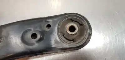 Peça sobressalente para automóvel em segunda mão braço de suspensão inferior dianteiro direito por toyota auris active referências oem iam 4806802130  