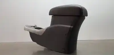 Автозапчасти б/у центральный подлокотник за mitsubishi outlander (cw0) motion 4wd ссылки oem iam 8011a083  