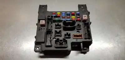 Автозапчасти б/у блок реле/предохранителей за mitsubishi outlander (cw0) motion 4wd ссылки oem iam 8637a824  