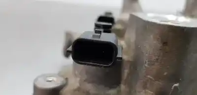 Автозапчастина б/у крішка коромислива для dacia duster ii essential посилання на oem iam 132648303r  