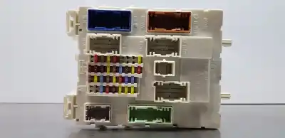 İkinci el araba yedek parçası RÖLE/SIGORTA KUTUSU için FORD C-MAX (CEU)  OEM IAM referansları DM5T14014GAD  AV6T14C520DA
