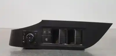 İkinci el araba yedek parçası SOL ÖN PENCERE ANAHTARI için TOYOTA RAV4  OEM IAM referansları 8404042130  