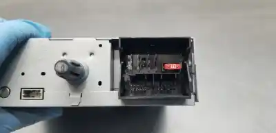 Peça sobressalente para automóvel em segunda mão sistema de áudio / rádio cd por citroen c4 lim. exclusive referências oem iam 9666994780  