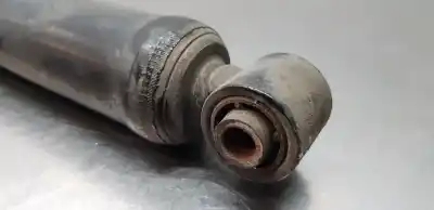 Second-hand car spare part right rear shock absorber for ssangyong rodius xdi limited oem iam references 4531021310  