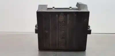 Second-hand car spare part fuse box unit for ssangyong rodius xdi limited oem iam references a16065217  8235021340