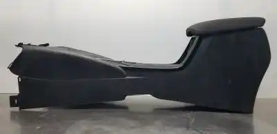 Pezzo di ricambio per auto di seconda mano bracciolo centrale per toyota corolla (e21) hybrid active riferimenti oem iam 5890502g20c0  5891002c00c0