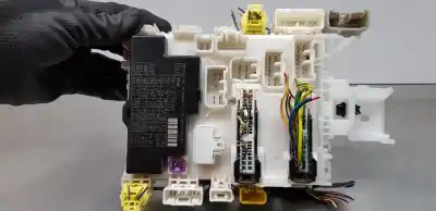 Second-hand car spare part fuse box unit for suzuki sx4 glx oem iam references aa1a4881  