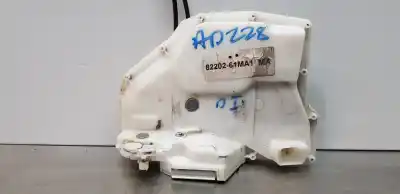 Pezzo di ricambio per auto di seconda mano serratura porta anteriore sinistra per suzuki sx4 glx riferimenti oem iam 8220261ma1