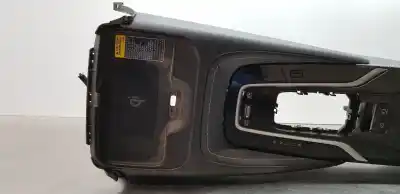 Pezzo di ricambio per auto di seconda mano bracciolo centrale per toyota corolla (e21) hybrid active riferimenti oem iam 5890502e70c4  5891002810c4