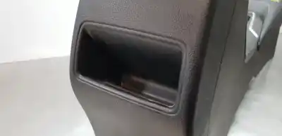 Pezzo di ricambio per auto di seconda mano bracciolo centrale per toyota corolla (e21) hybrid active riferimenti oem iam 5890502e70c4  5891002810c4