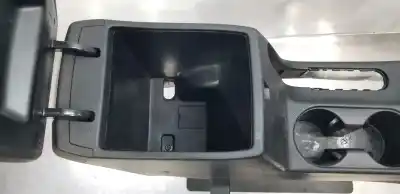 Автозапчасти б/у центральный подлокотник за kia ceed (jd) 1.6 tech ссылки oem iam 84660j7000wk  84610j7000wk