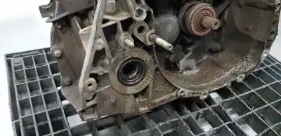 Автозапчастина б/у коробка передач для renault scenic ii pack authentique посилання на oem iam 7701723235 8200553271 jr5104