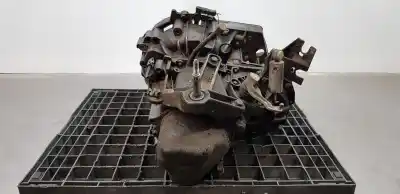 Автозапчастина б/у коробка передач для renault scenic ii pack authentique посилання на oem iam 7701723235 8200553271 jr5104