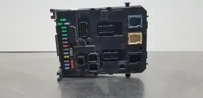 Peça sobressalente para automóvel em segunda mão CAIXA DE FUSÍVEIS E RELÉS por PEUGEOT 308 SW  Referências OEM IAM 9666895680  281197595 Peça sobressalente para automóvel em segunda mão CAIXA DE FUSÍVEIS E RELÉS por PEUGEOT 308 SW  Referências OEM IAM 9666895680  281197595