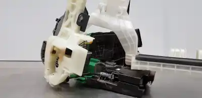 Second-hand car spare part front right door lock for hyundai i30 fastback tecno oem iam references 81320g3050