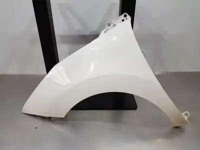 Peça sobressalente para automóvel em segunda mão Guarda-lamas Dianteiro Esquerdo por PEUGEOT 5008 Active Referências OEM IAM 7840Y7  