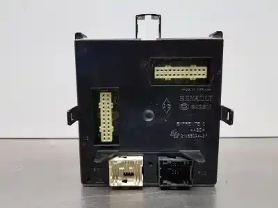 Pièce détachée automobile d'occasion Module Confort pour RENAULT ESPACE IV (JK0) Dynamique Références OEM IAM 8200645926 8200371614 8200660168