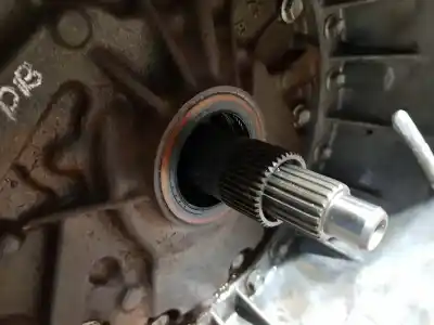 Second-hand car spare part gearbox for porsche cayenne (typ 9pa) básico oem iam references hzz 09d321105 09d300038f