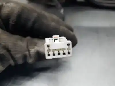 Автозапчасти б/у задний вид справа за mitsubishi outlander (cw0) challenge 4wd ссылки oem iam 7632a084  