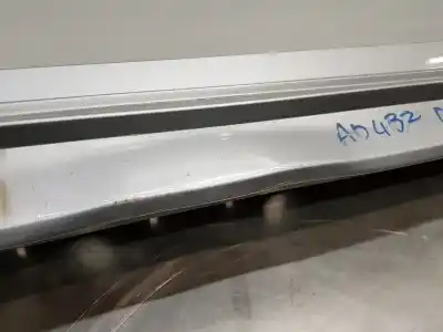 Second-hand car spare part side skirt for toyota corolla (e21) style oem iam references 7585102902  7585002210