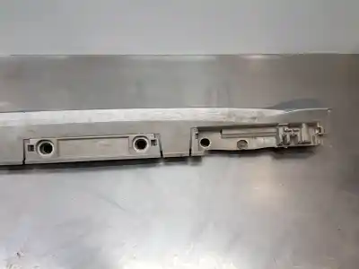 Second-hand car spare part side skirt for toyota corolla (e21) style oem iam references 7585102902  7585002210