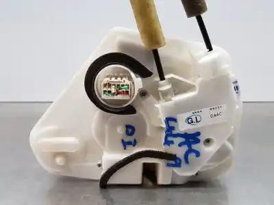 Second-hand car spare part left front door lock for mazda 2 lim. () origin oem iam references da6d59310  