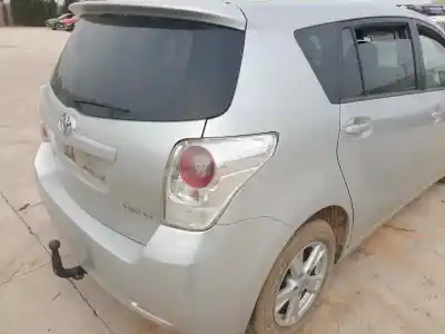 Pezzo di ricambio per auto di seconda mano PORTA POSTERIORE DESTRA per TOYOTA VERSO  Riferimenti OEM IAM 70030F020  
