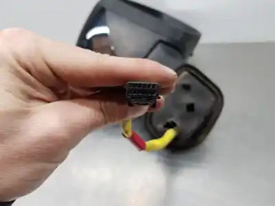 Peça sobressalente para automóvel em segunda mão espelho retrovisor direito por renault captur techno referências oem iam 963018492r  