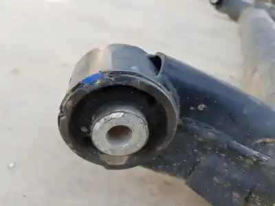 Peça sobressalente para automóvel em segunda mão charrió / suporte de eixo de trás por ford transit courier trend referências oem iam 2571553  ey165k952ac