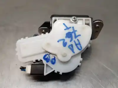 Second-hand car spare part trunk lock for mazda 3 lim. () style oem iam references g33m62310b  