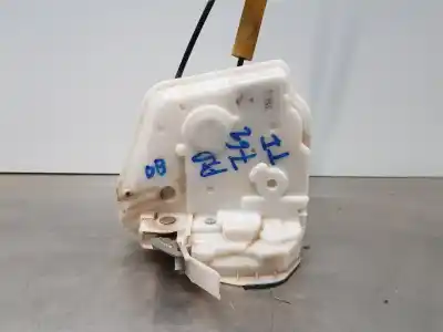 Peça sobressalente para automóvel em segunda mão fechadura da porta traseira esquerda por mazda 3 lim. () style referências oem iam bhn973310b