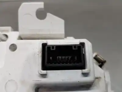 Peça sobressalente para automóvel em segunda mão quadrante por mazda 3 lim. () style referências oem iam d23c55430  