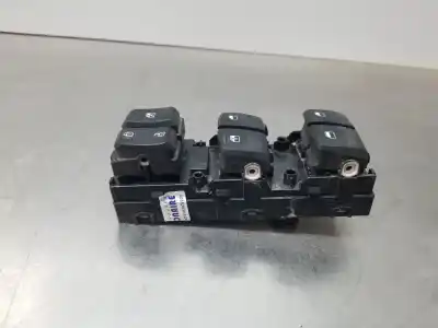 Pièce détachée automobile d'occasion COMMANDE DE LÈVE VITRE AVANT GAUCHE pour HYUNDAI KONA  Références OEM IAM 93570J9150TMT  93570J9150