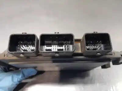 Автозапчастина б/у ебу контролер двигуна для renault clio ii fase ii (b/cb0) evolution посилання на oem iam 8200473744  8200473744