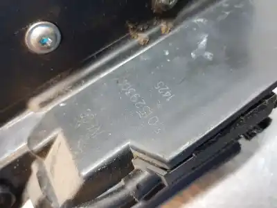 Second-hand car spare part front right door lock for iveco daily furgón fg h2 33 s ... v batalla 3520 oem iam references 580152930200  58015293020