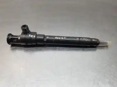 Second-hand car spare part INJECTOR for CITROEN DS 7  OEM IAM references 9674984080  28388960