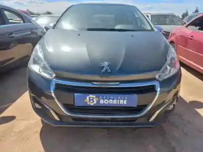 Pièce détachée automobile d'occasion Moteur Complet pour PEUGEOT 208 ACTIVE 81 CV / 60 KW Références OEM IAM HMZ  