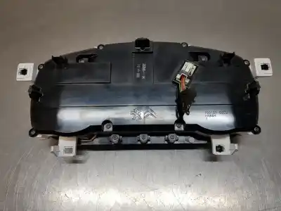 Peça sobressalente para automóvel em segunda mão quadrante por peugeot rifter acces referências oem iam 9821132780  