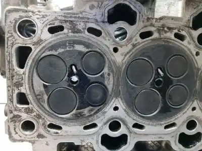 Pièce détachée automobile d'occasion culasse du moteur pour kia sportage eco dynamics références oem iam 221002a400  221112a200