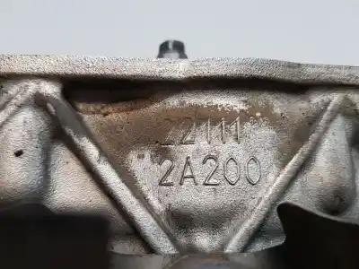 Pièce détachée automobile d'occasion culasse du moteur pour kia sportage eco dynamics références oem iam 221002a400  221112a200