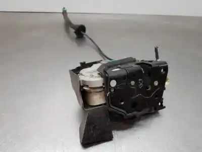 Автозапчасти б/у замок левой передней двери за audi a4 (b9) quattro ссылки oem iam 8x1837015c  